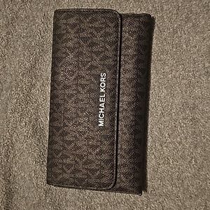 Michael Kors wallet